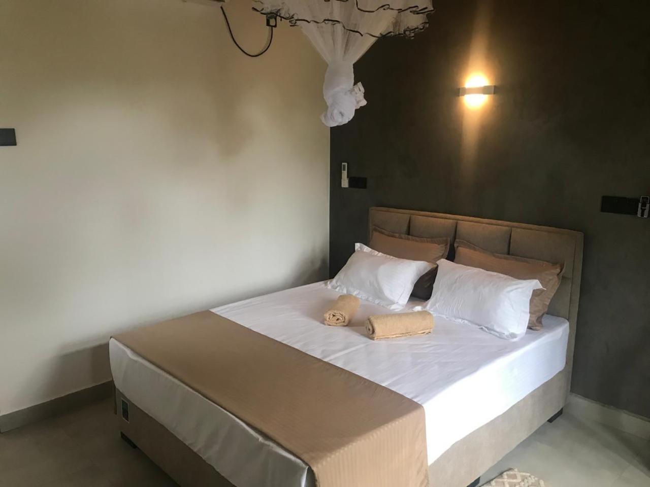 Flip Flop Inn 米瑞莎 外观 照片