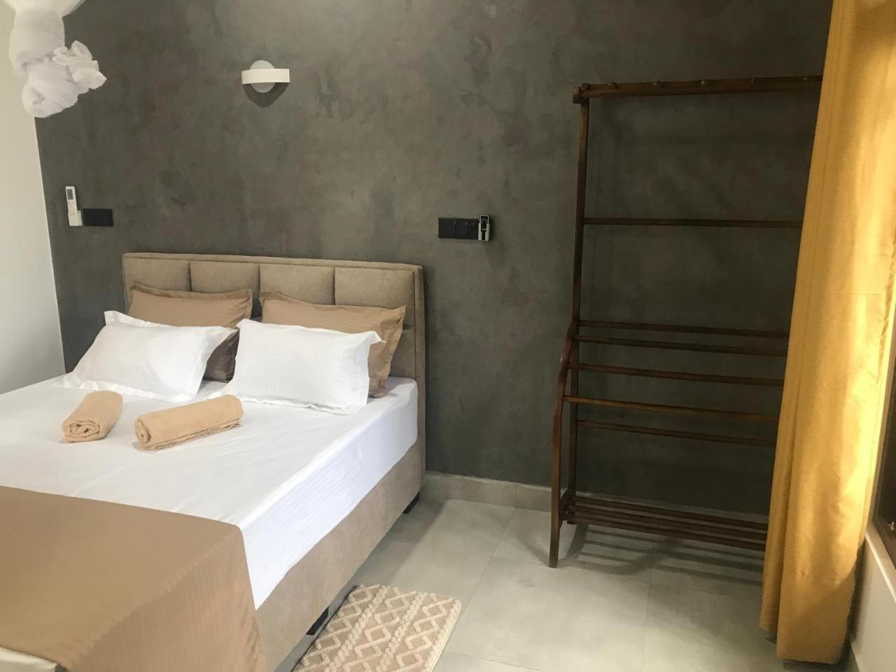 Flip Flop Inn 米瑞莎 外观 照片
