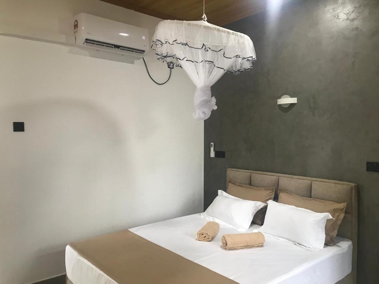 Flip Flop Inn 米瑞莎 外观 照片