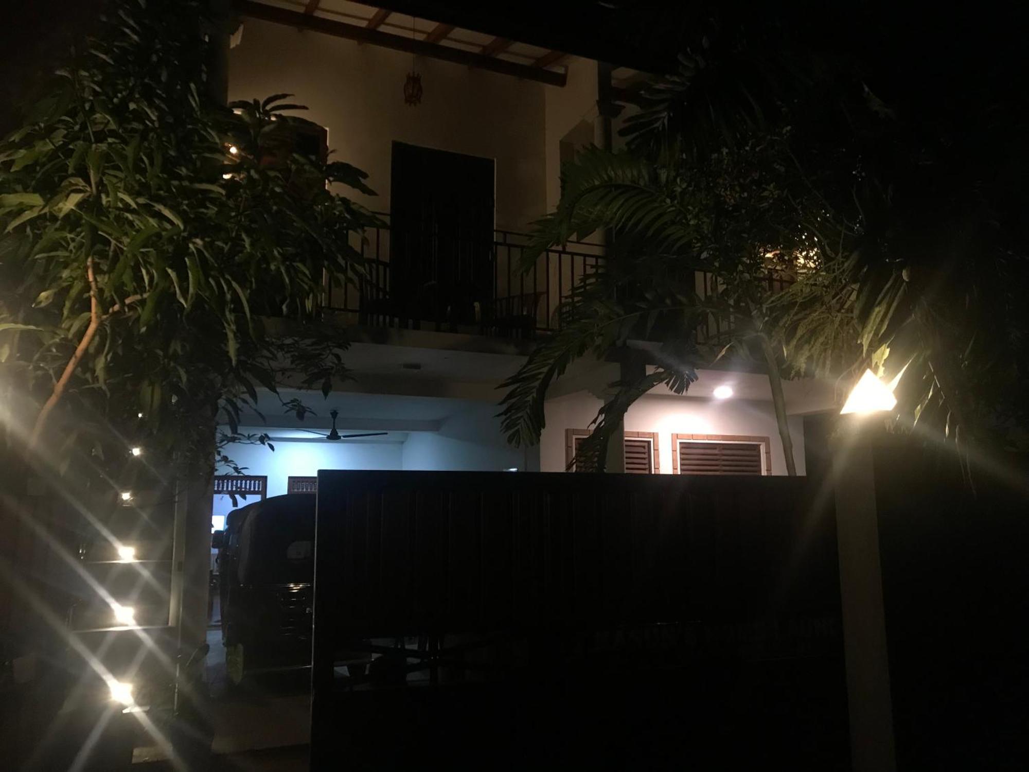 Flip Flop Inn 米瑞莎 外观 照片
