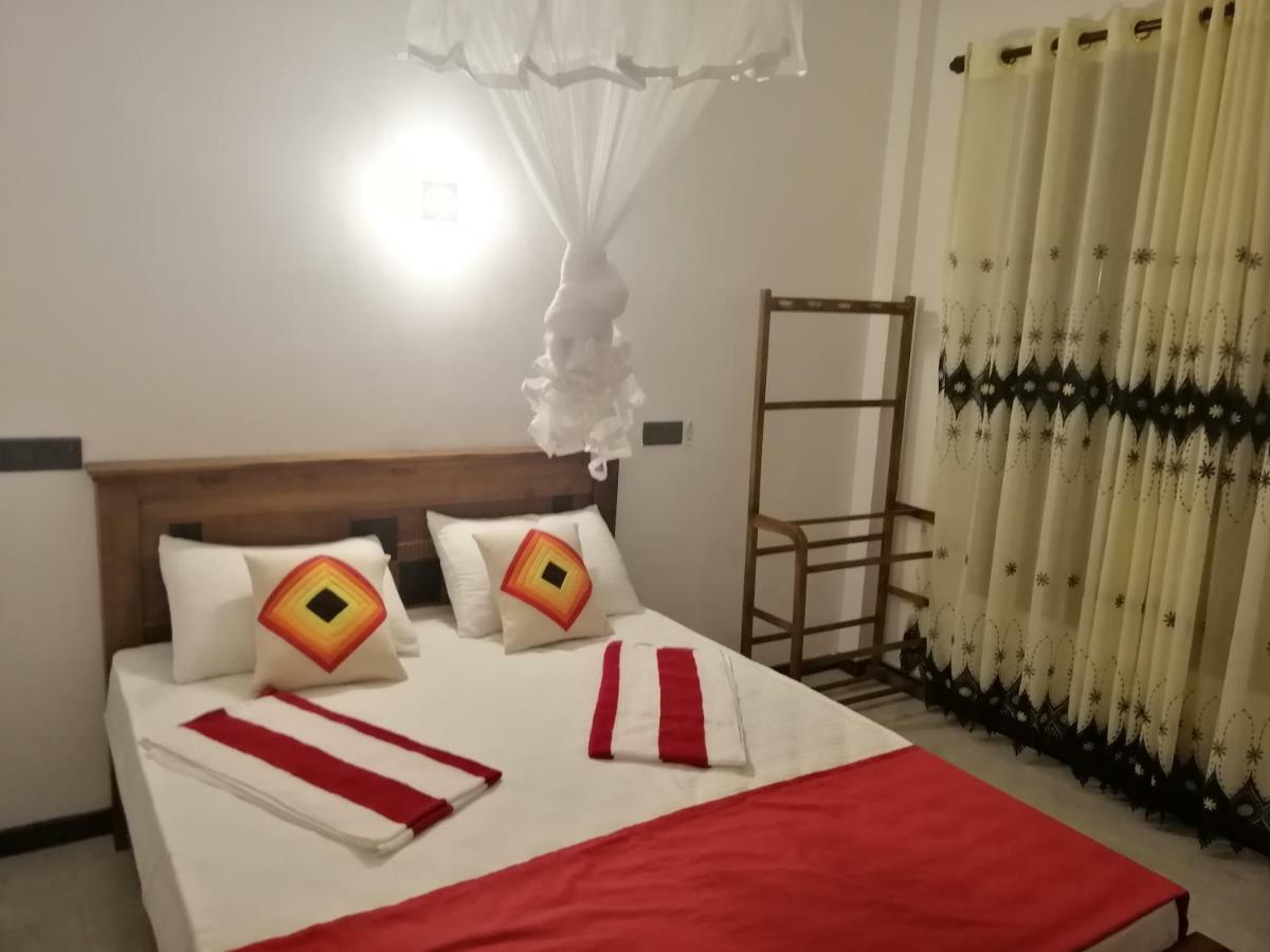 Flip Flop Inn 米瑞莎 外观 照片